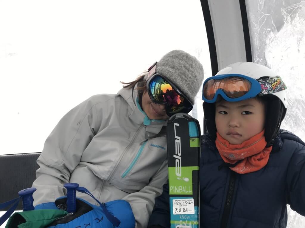 ハワイで大家：ニセコ・スキー2018 次男と妻